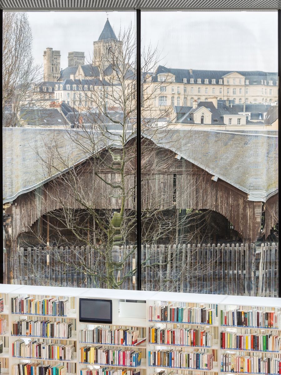Bibliothèque Alexis de Tocqueville à Caen - Arch. OMA & Barcode Architects - Photos : Delfino Sisto Legnani et Marco Cappelletti