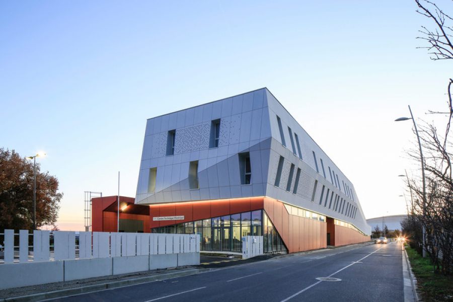 Centre technique de Blagnac - Arch. NBJ architectes - Photo : Paul Kozlowski