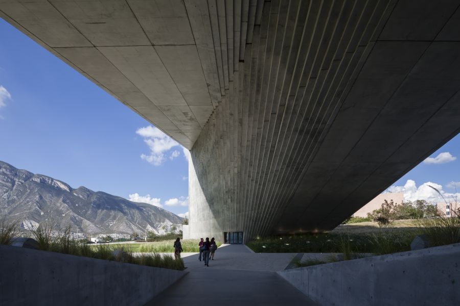 Centre Roberto Garza Sada, Université de Monterrey, 2012 © Photo : Shigeo Ogawa
