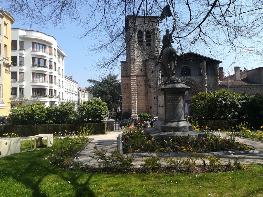 Podcast Les cœurs stéphanois à Saint-Étienne. Une visite loufoque organisée par l'EPASE et l'ANPU. Production : temaprod © Marie Crabié, temaprod