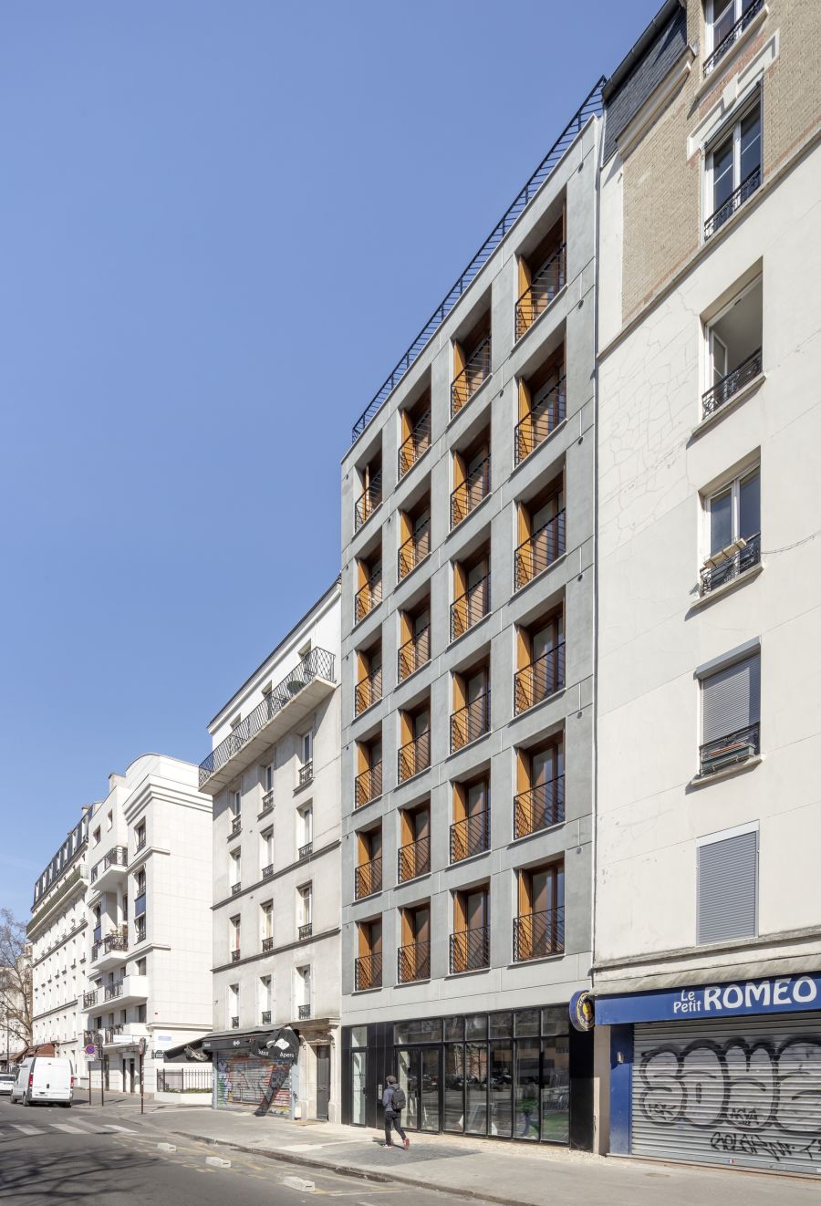 15 logements sociaux et un local d’activités à Paris - Arch. Mobile Architectural Office © Luc Boegly