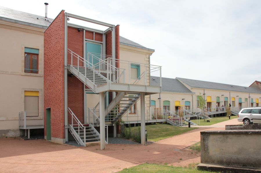 Transformation d'une école en 13 logements sociaux - arch. Palabres architectes © Palabres