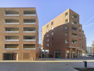 Cour Magenta & Les Fenetras - Arch. Taillandier Architectes Associés © Roland Halbe