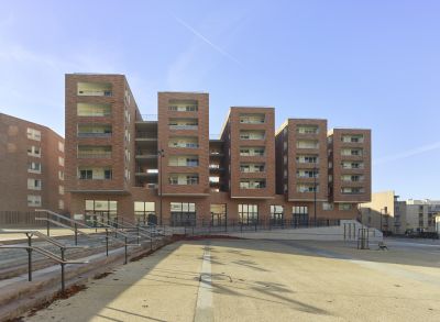 Cour Magenta & Les Fenetras - Arch. Taillandier Architectes Associés © Roland Halbe