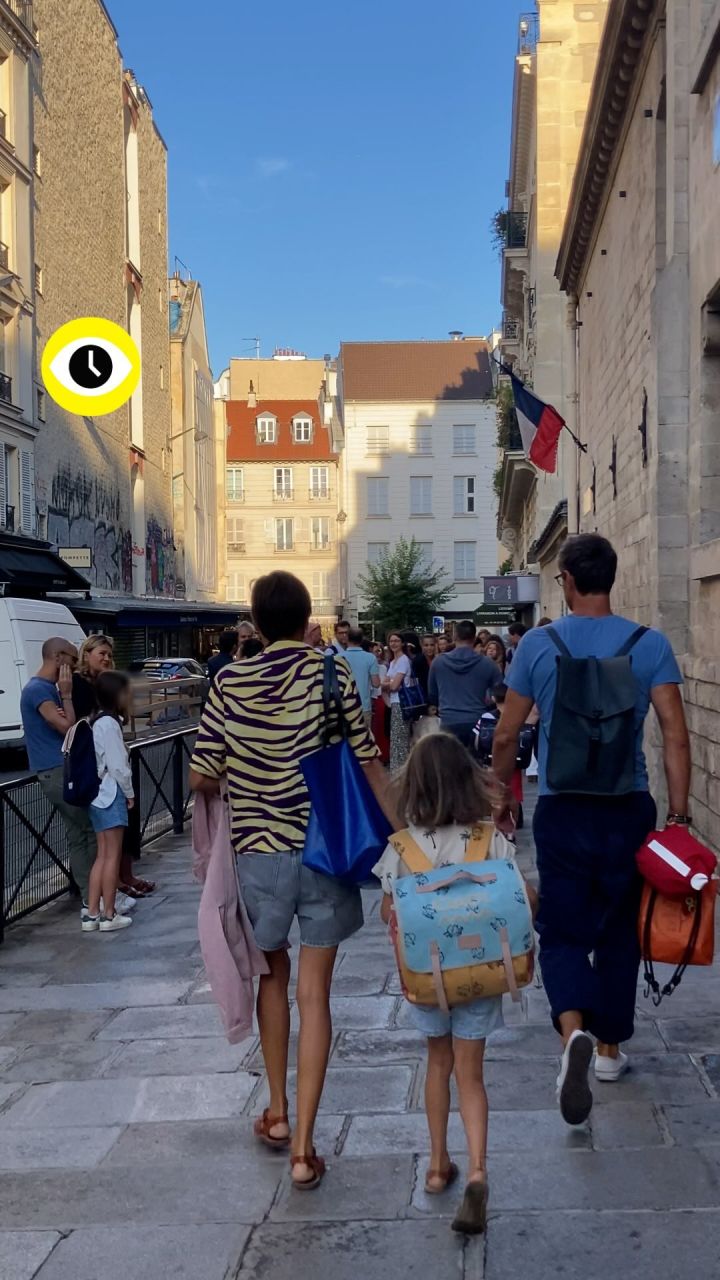 ⏯️ 60 secondes de contemplation, en direct du 9ème arrondissement de Paris. Bonne rentrée !