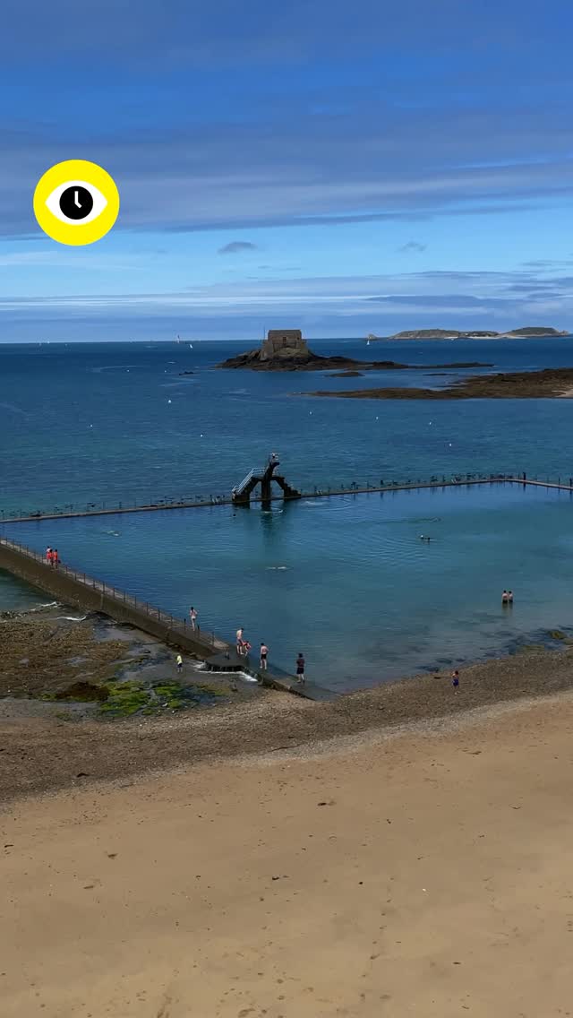 ⏯️ Le dernier plongeon de l’été 🌊
👉 Samedi dernier, à la piscine d’eau de mer de la plage de Bon-Secours, à Saint-Malo.